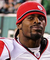 Michael Vick Continues to Get WorkToday's Evil Beet Gossip